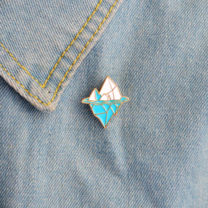 Cartoon Iceberg Enamel Pin eprolo