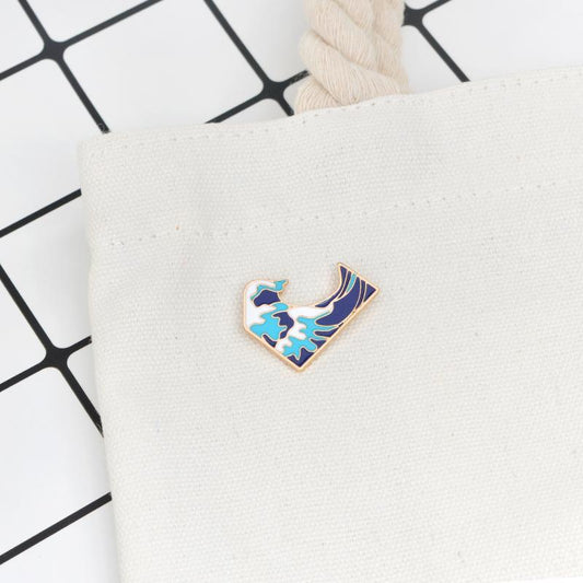 Ocean Waves Enamel Pin eprolo