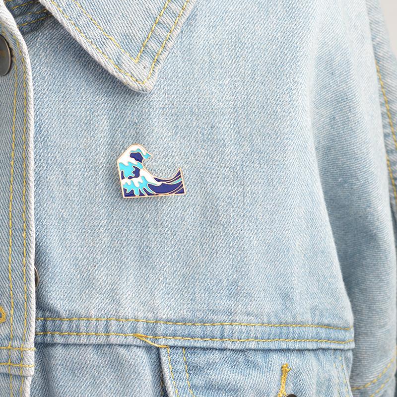 Ocean Waves Enamel Pin eprolo
