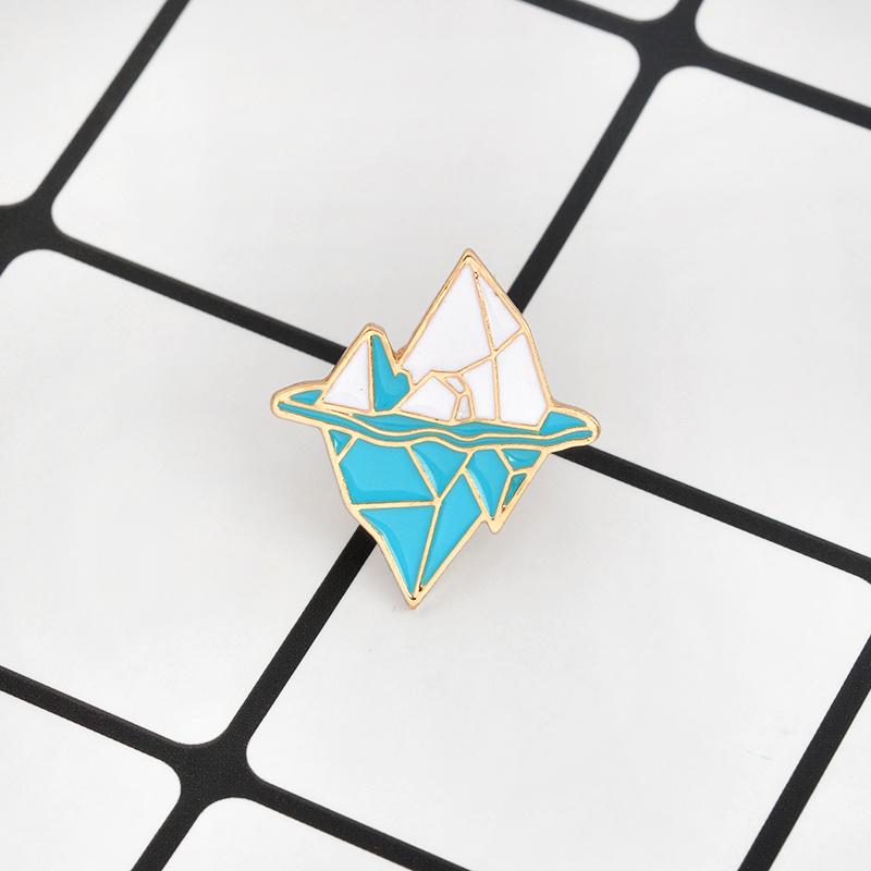 Cartoon Iceberg Enamel Pin eprolo